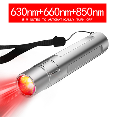 Przenośna ręczna lampa medyczna 850nm 630nm 660nm Latarka do terapii światłem czerwonym